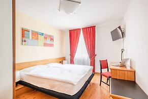 Hotel Alpina