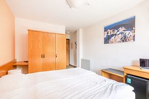Hotel Alpina
