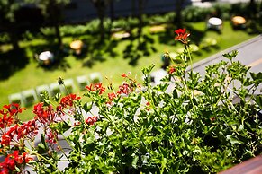 Hotel Alpina