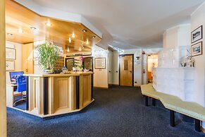 Hotel Alpina