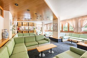 Hotel Alpina