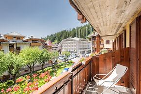 Hotel Alpina