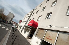 Hotel Milton (ex Gis Hotel)
