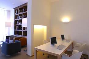 Rota Suites