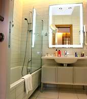 Rota Suites