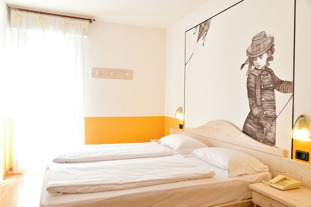 epOche Hotel Zanella 1889