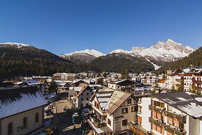 Hotel Excelsior Cimone