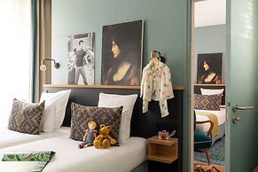 Lyric Hotel Paris
