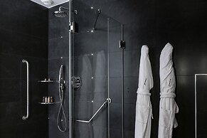 Lyric Hotel Paris