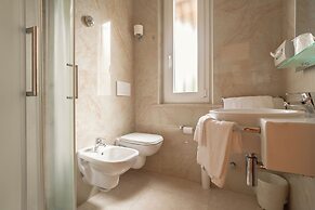 Hotel Tirreno