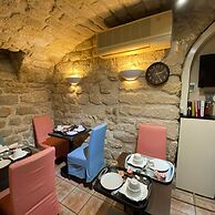 Austin's Saint Lazare Hotel