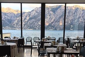 Piccolo Hotel
