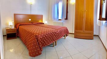 Hotel Ariel Silva