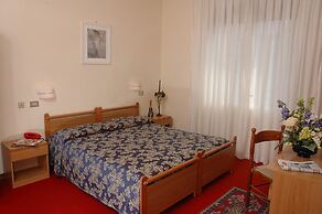 Hotel Moderno