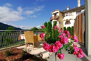 Mirabell Alpine Garden Resort