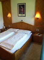 Piccolo Hotel Sciliar
