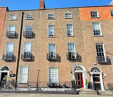 Baggot Court Townhouse
