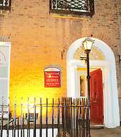 Baggot Court Townhouse