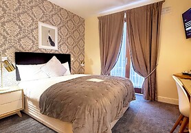 Baggot Court Townhouse