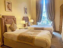 Baggot Court Townhouse