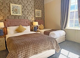 Baggot Court Townhouse