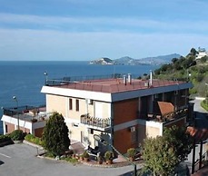 Mini Hotel