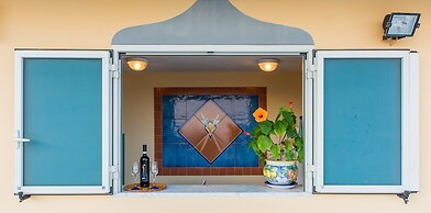 Riviera B&B Rooms and Apartament SEA-VIEW