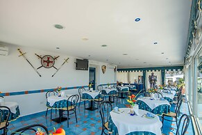 Riviera B&B Rooms and Apartament SEA-VIEW