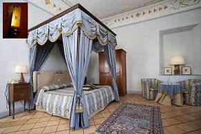 Palazzo Dragoni Residenza d'Epoca