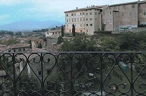 Palazzo Dragoni Residenza d'Epoca