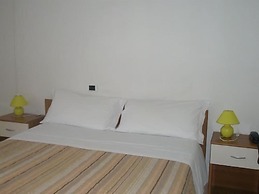 Hotel Athena