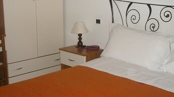 Hotel Athena