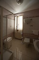 Hotel Athena