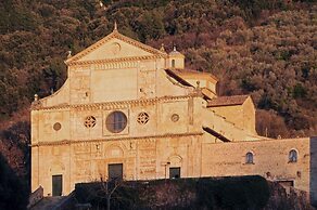 Hotel Athena