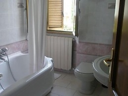 Hotel Athena