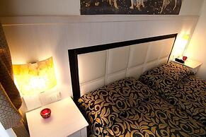 Florence Room