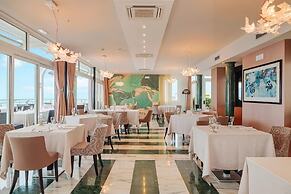 Hotel Excelsior