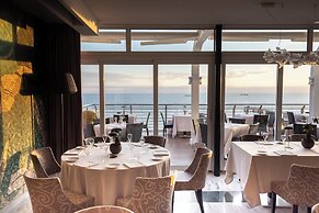 Hotel Excelsior
