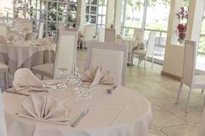 Hotel Athena