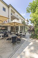 Hotel Athena