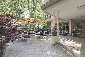 Hotel Athena