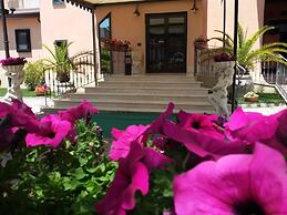 Hotel Leon