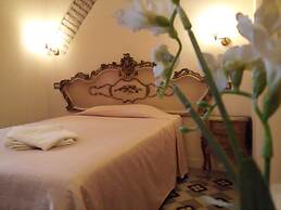 Marta Guest House