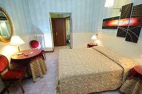 Hotel Sweet Home