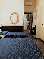 Hotel Sweet Home