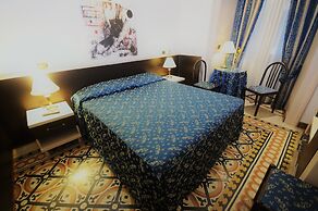 Hotel Sweet Home