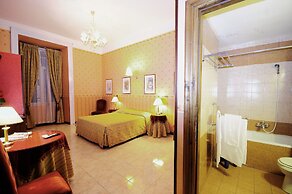 Hotel Sweet Home