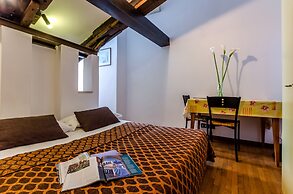 Venice Apartments