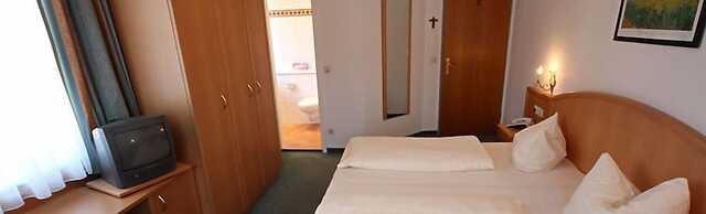 Hotel Roter Hahn - Bed & Breakfast