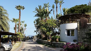 Paco Residence
